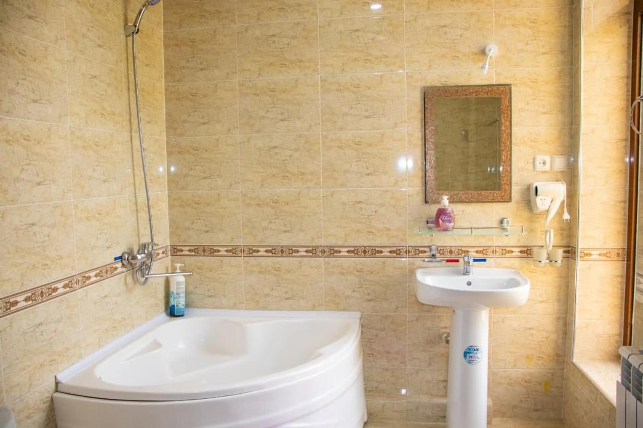 Euro Asia Hotel Samarkand Eksteriør bilde